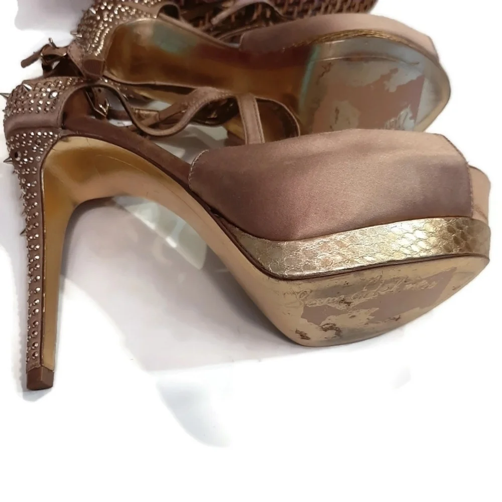 Sam Edelman Gold strappy studded Showgirl satin ankle strap platforms sz 7.5